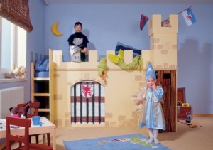 Łóżko-zamek, urządzamy pokój dziecka DIY Majster